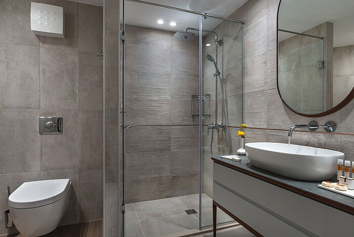 Deluxe Badezimmer | Maritim Hotel Amelia Albena Resort