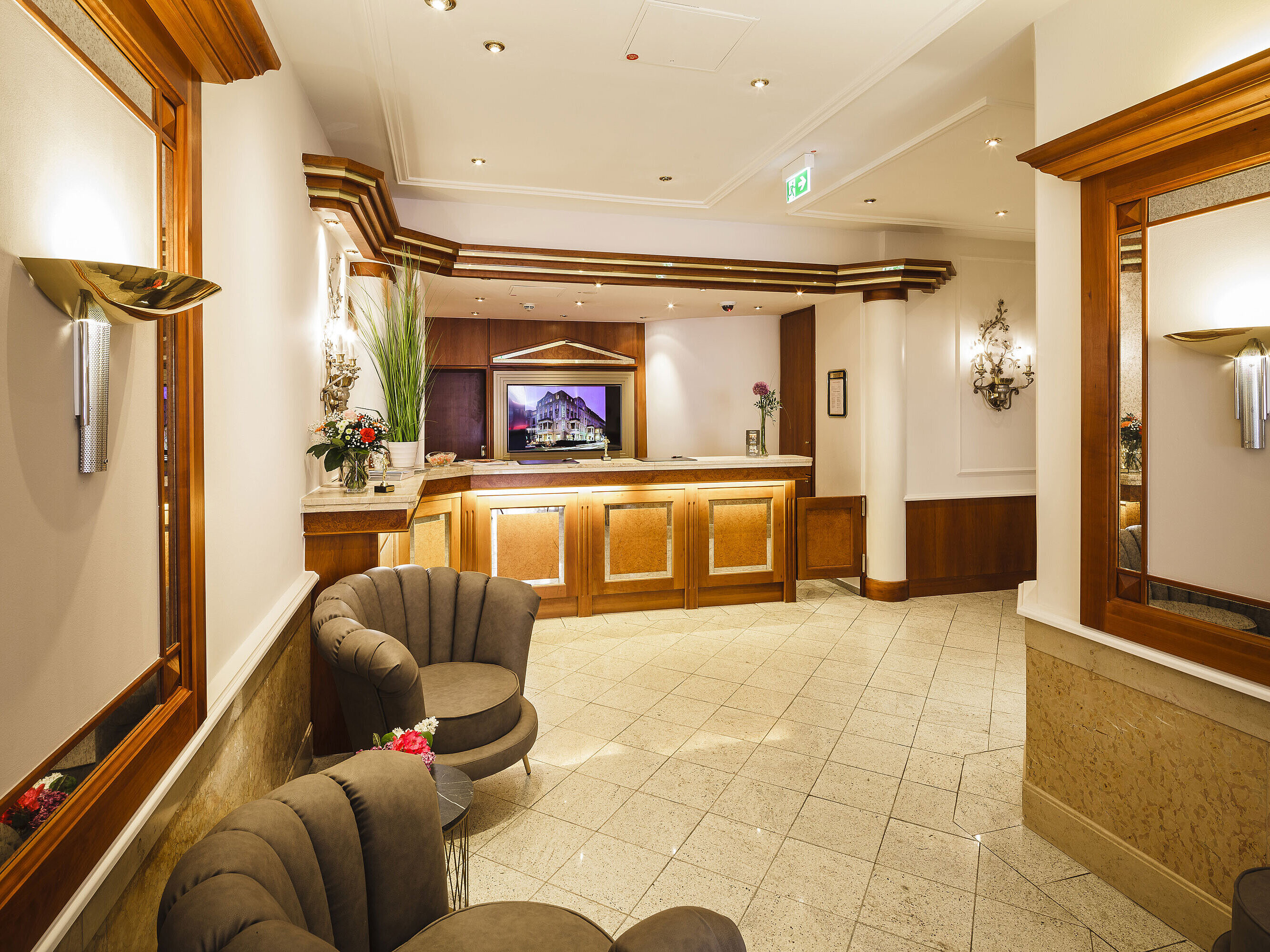 Rezeption | Star-Apart Hansa Hotel Wiesbaden