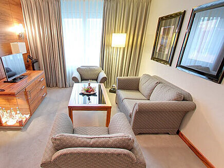 Senior Suite
