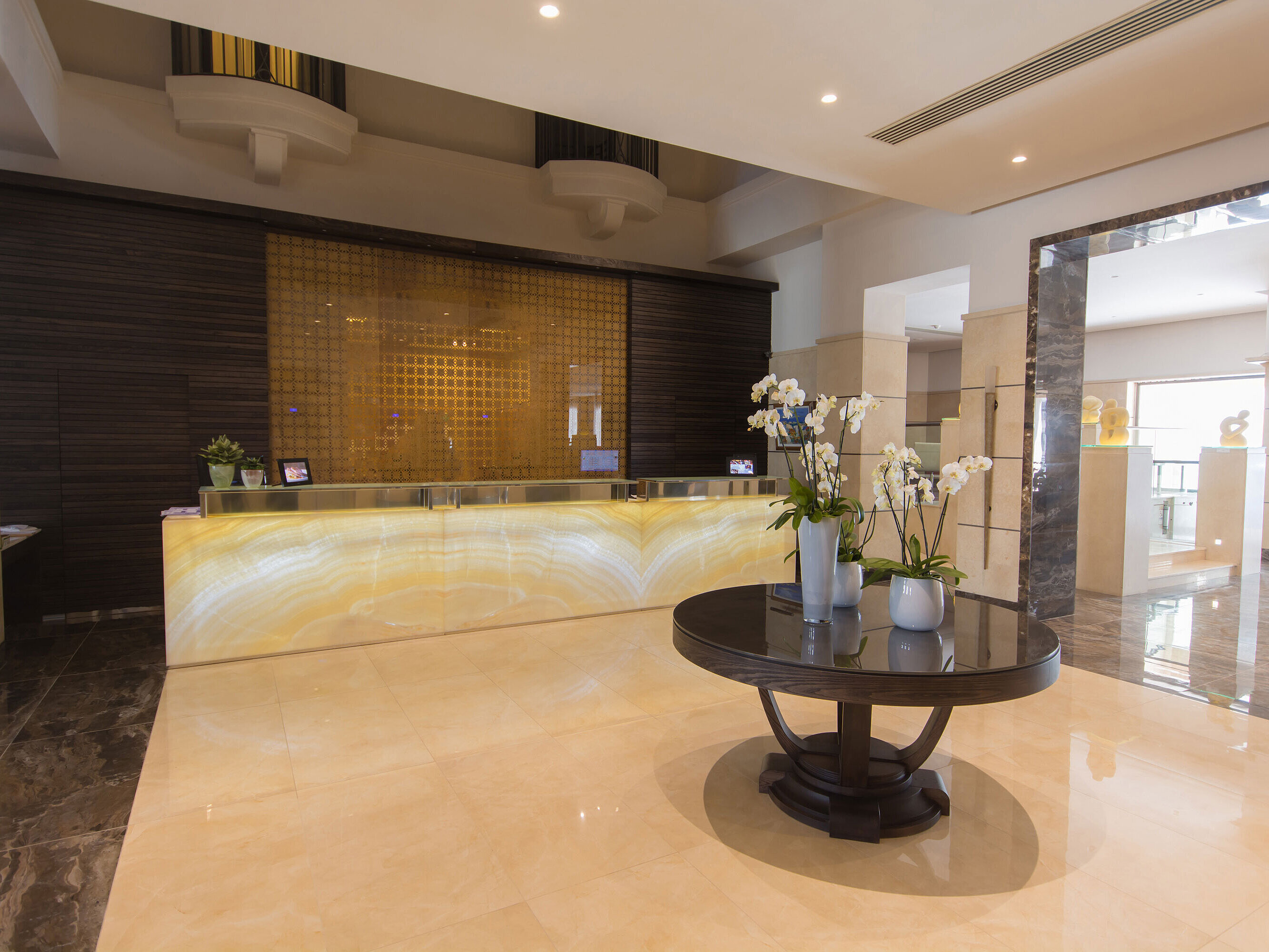 Rezeption | Maritim Antonine Hotel & Spa Malta