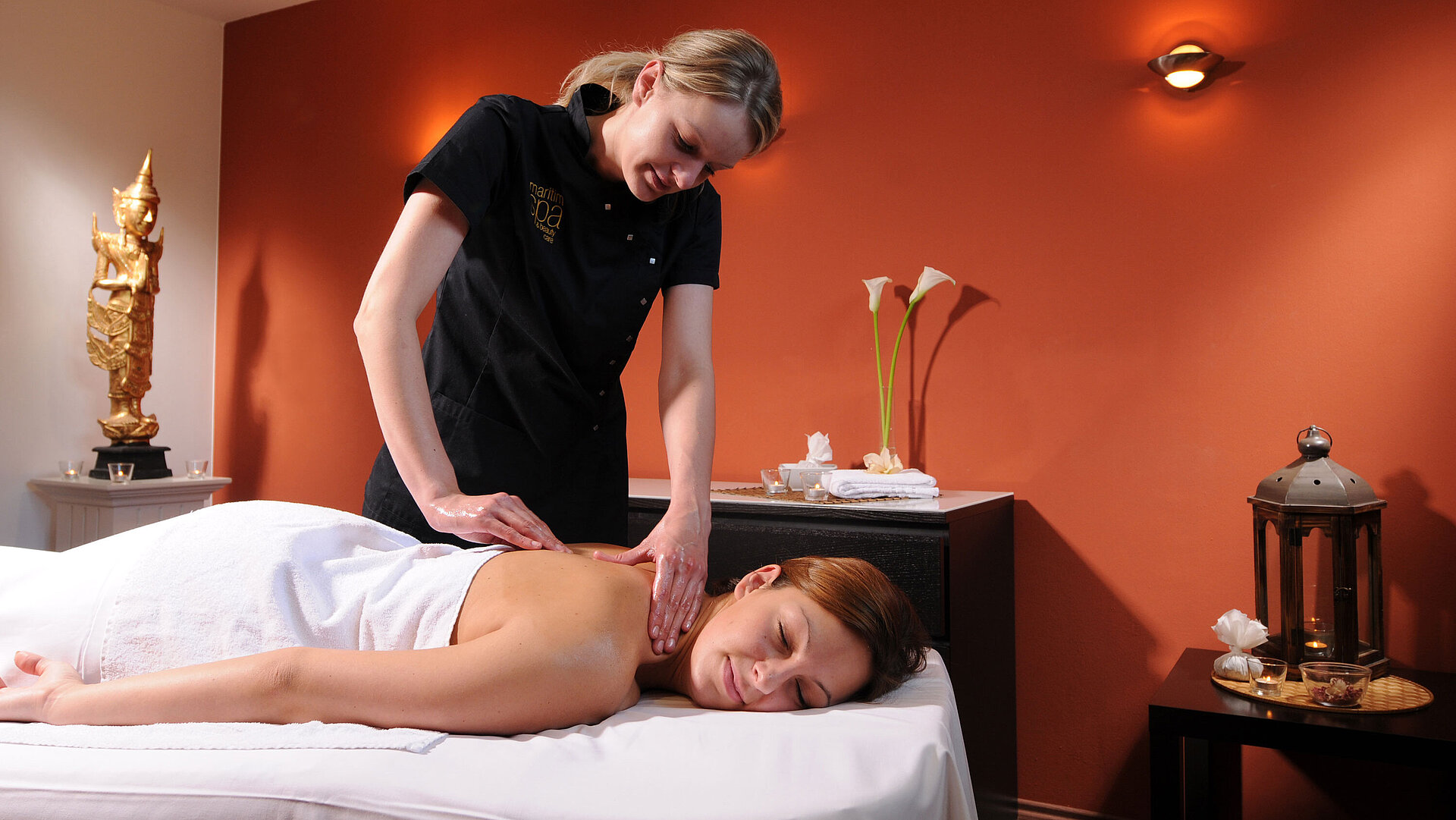 Maritim spa & beauty care Wellnessmassage im Maritim Hotel Bad Wildungen für Tiefenentspannung in wohltuender Spa-Atmosphäre