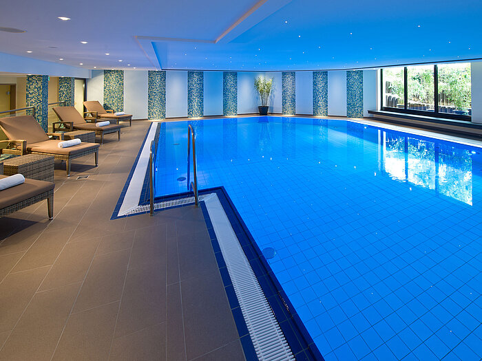 Schwimmbad | Maritim Hotel Darmstadt