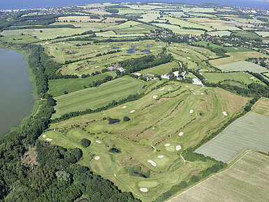 Luftansicht | Maritim Golfpark Ostsee