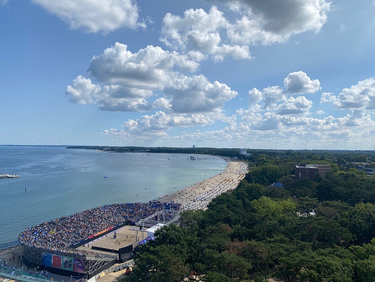 German Beach Tour German Beach Tour | Maritim Seehotel Timmendorfer Strand