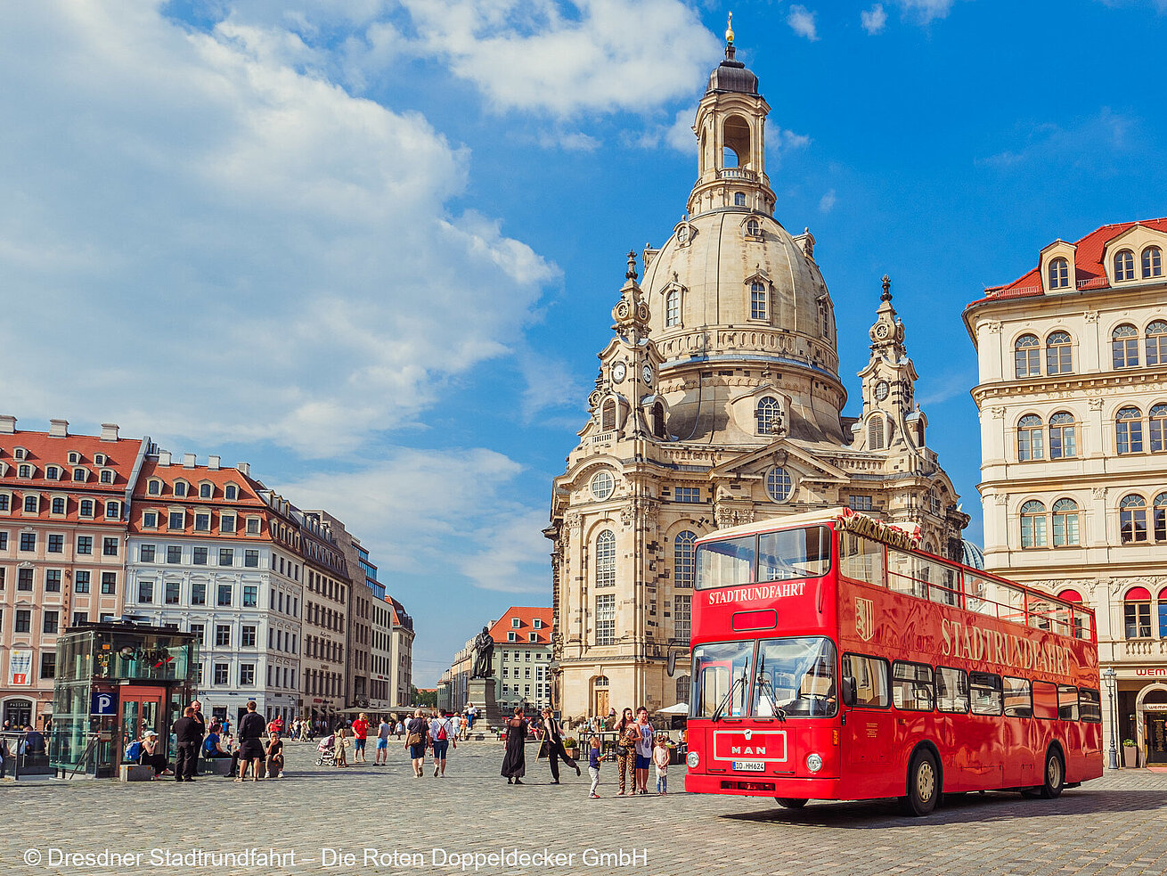 © Dresdner Stadtrundfahrt – Die Roten Doppeldecker GmbH © Dresdner Stadtrundfahrt – Die Roten Doppeldecker GmbH