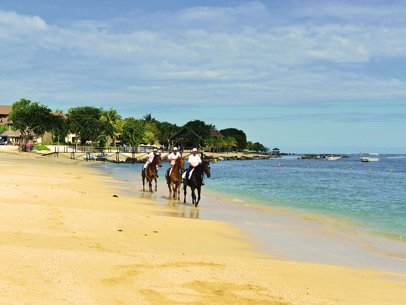 Reiten am Strand | Maritim Hotel Mauritius