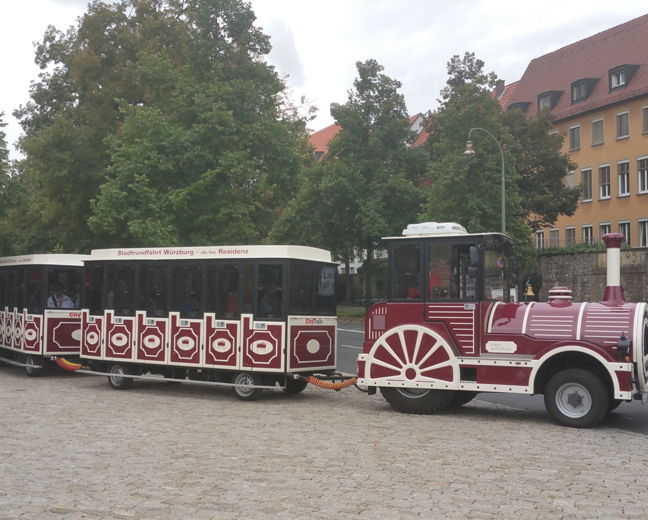 Stadtrundfahrt mit City Tour
